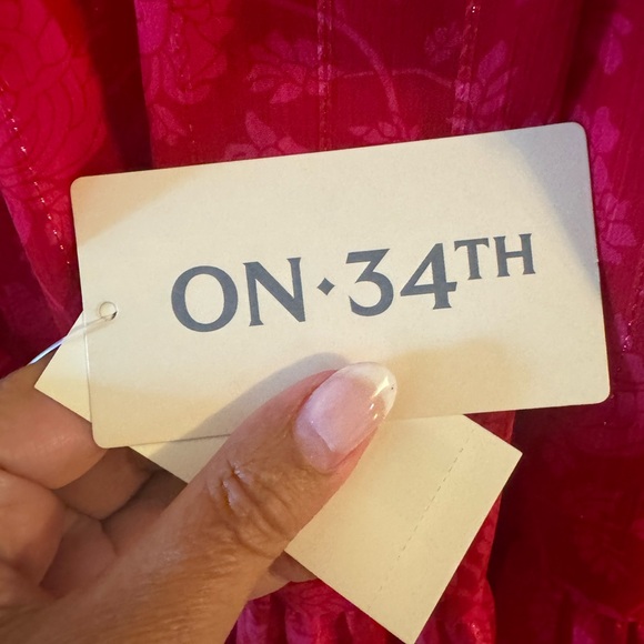 On 34th Floral-Print High-Neck Tiered Mini Dress - Picture 5 of 7